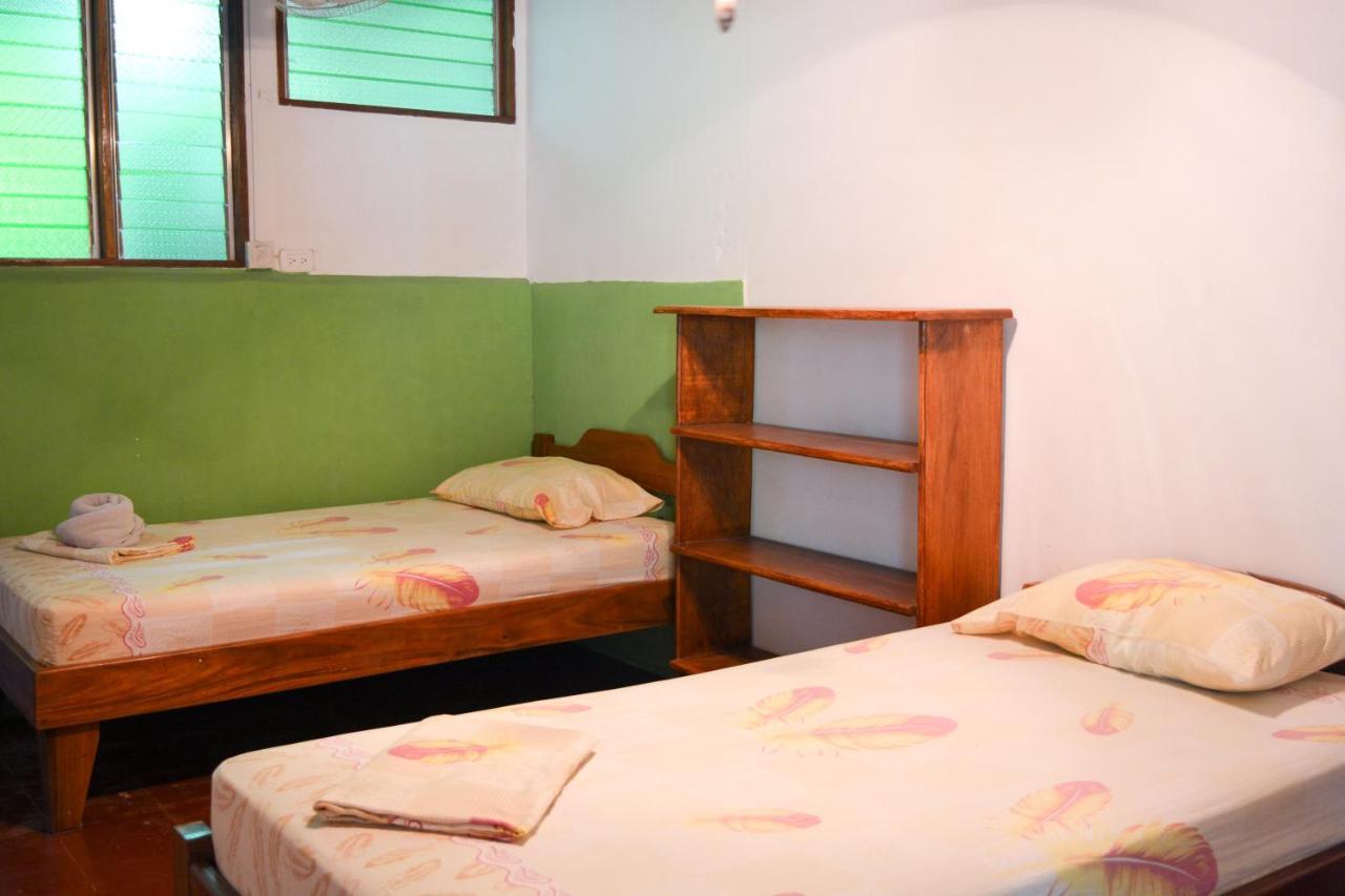 Hotel La Cascada Puntarenas Kültér fotó
