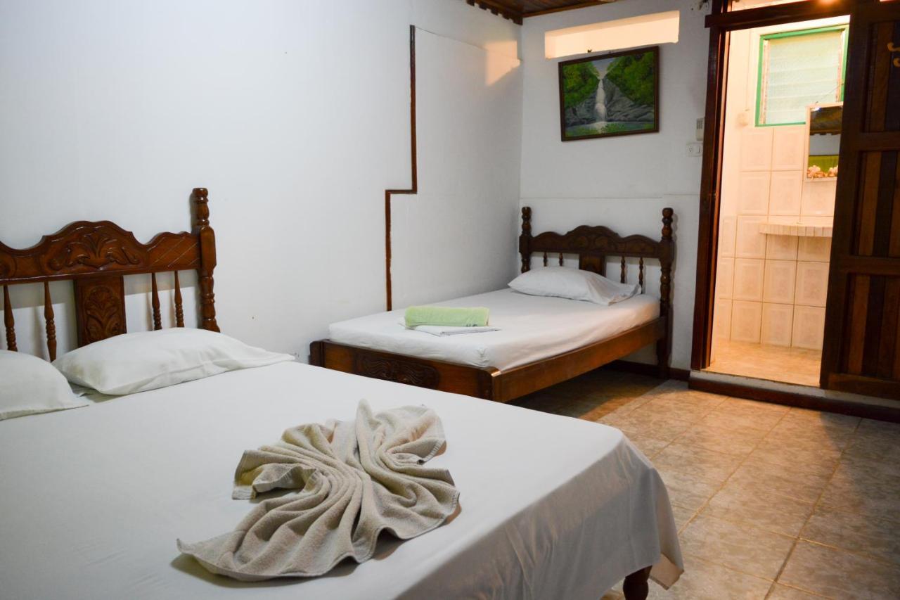 Hotel La Cascada Puntarenas Kültér fotó