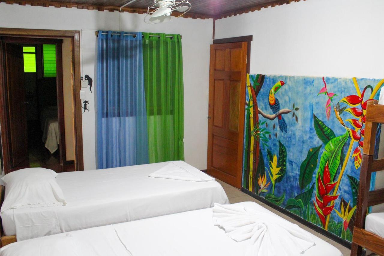 Hotel La Cascada Puntarenas Kültér fotó