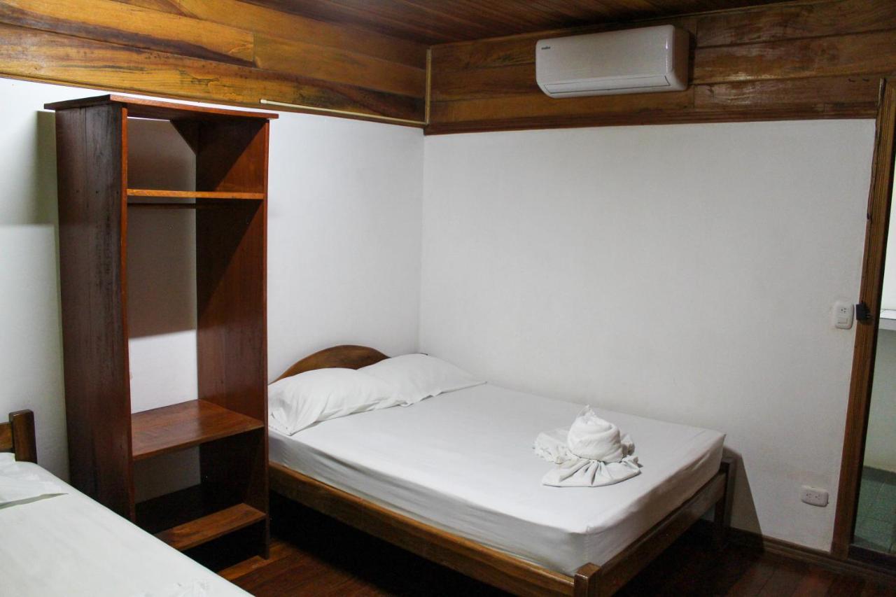 Hotel La Cascada Puntarenas Kültér fotó